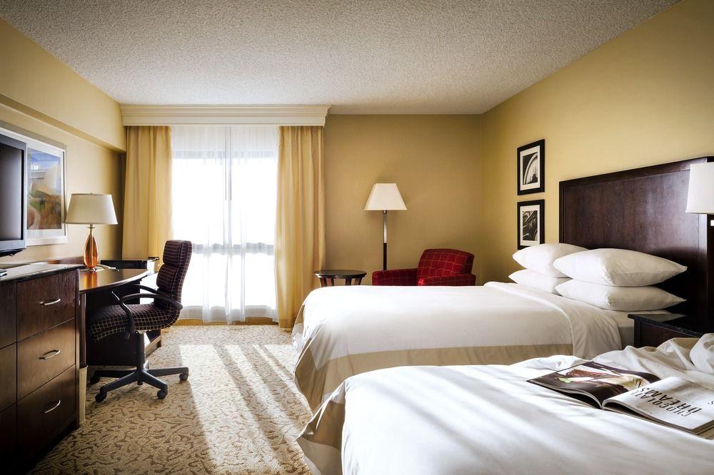 Marriott Riverside At The Convention Center Екстер'єр фото