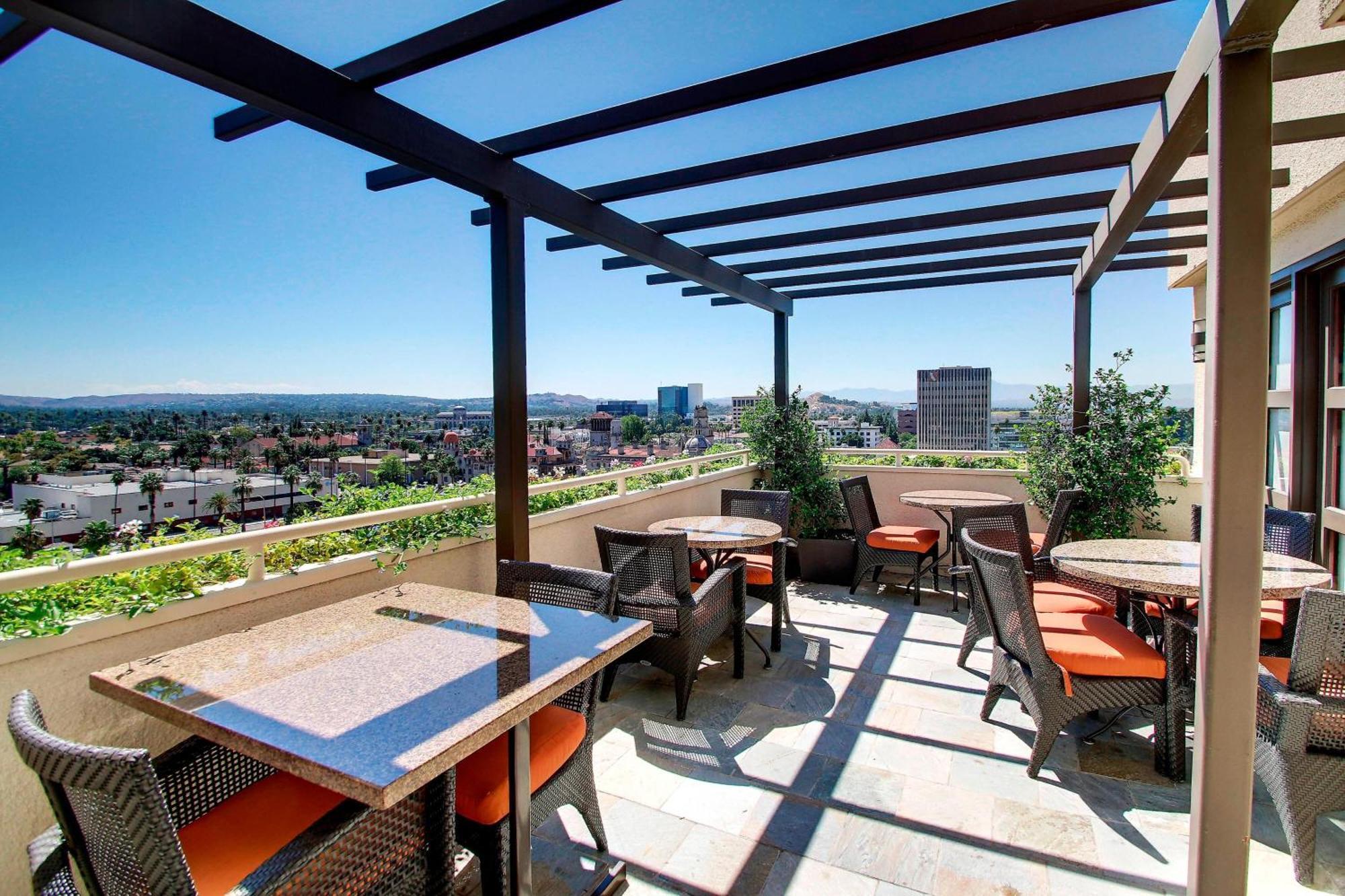 Marriott Riverside At The Convention Center Екстер'єр фото