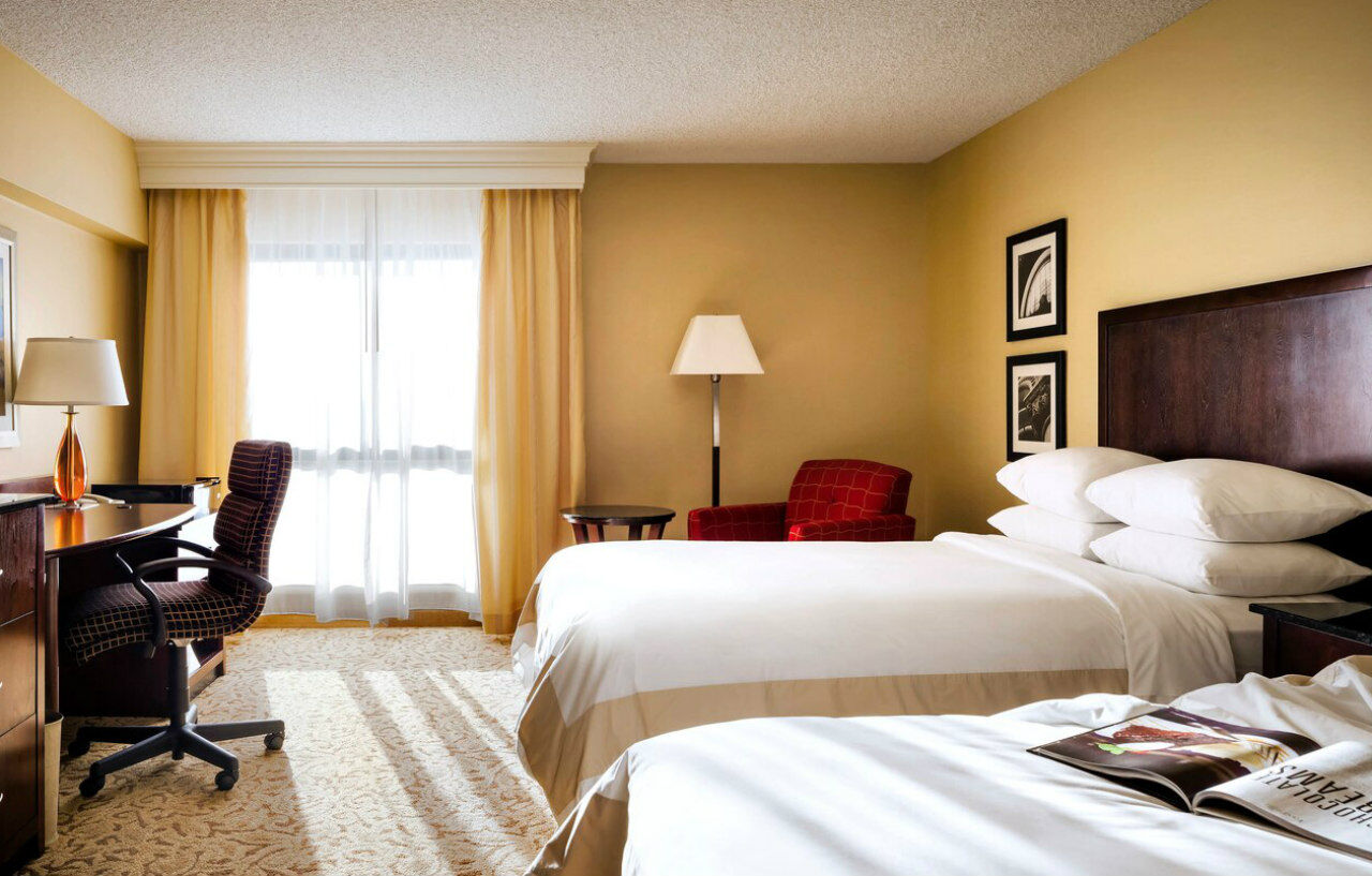 Marriott Riverside At The Convention Center Екстер'єр фото